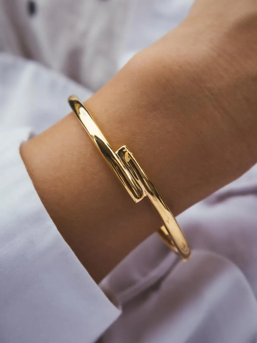 Echo Bangle